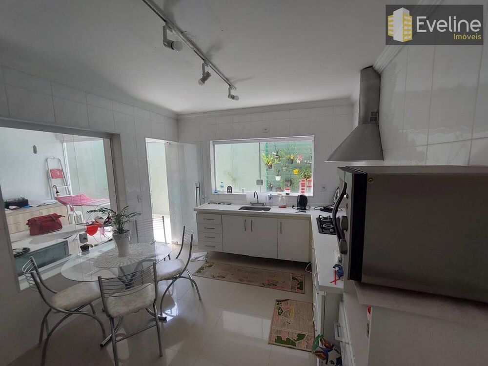 Casa, 3 quartos, 109 m² - Foto 7