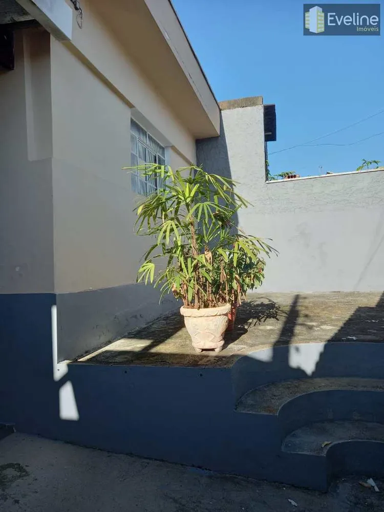 Casa, 2 quartos, 250 m² - Foto 1