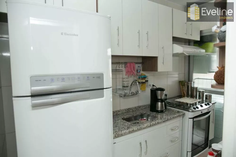 Apartamento à venda com 2 quartos, 54m² - Foto 3