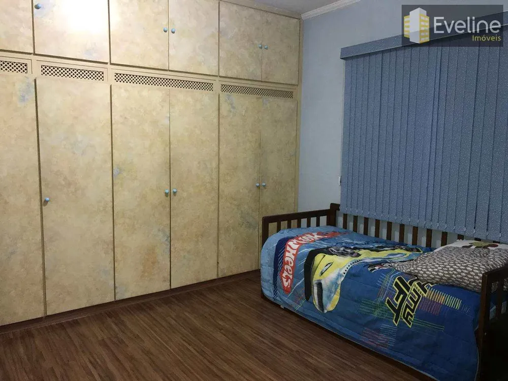 Casa, 3 quartos, 254 m² - Foto 8