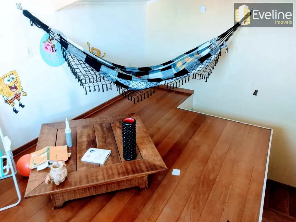 Casa, 3 quartos, 250 m² - Foto 11