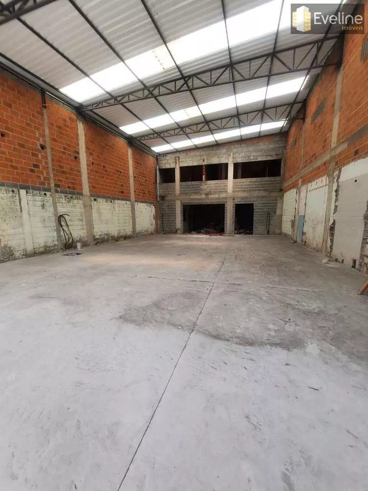 Depósito-Galpão-Armazém para alugar, 360m² - Foto 1