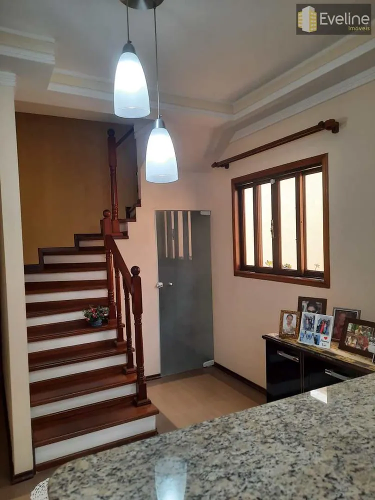 Casa, 3 quartos, 200 m² - Foto 6