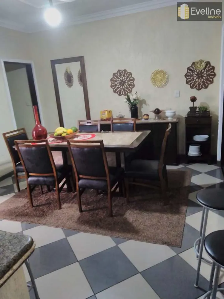 Casa, 3 quartos, 175 m² - Foto 1