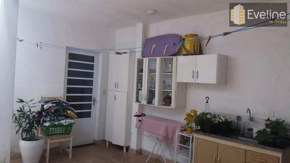 Sobrado à venda com 3 quartos, 175m² - Foto 4