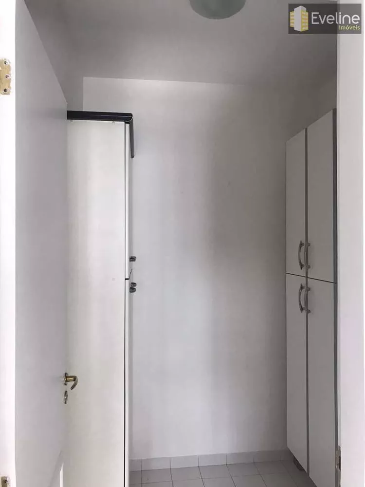 Apartamento à venda com 3 quartos, 107m² - Foto 3