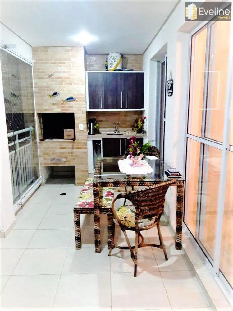 Apartamento à venda com 3 quartos, 135m² - Foto 1