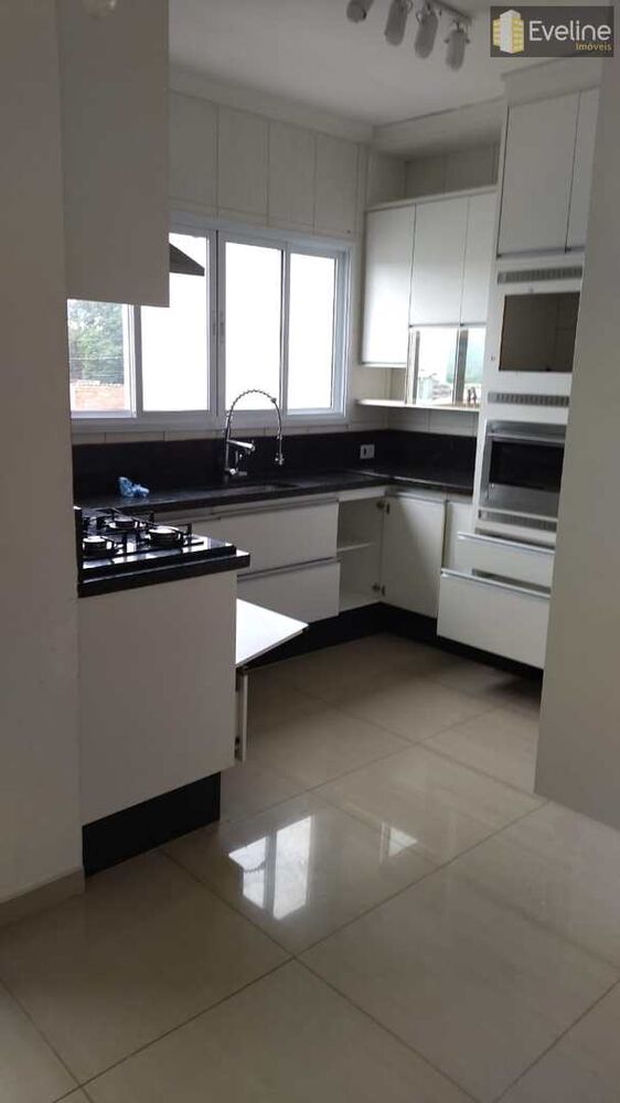 Casa, 3 quartos, 180 m² - Foto 1