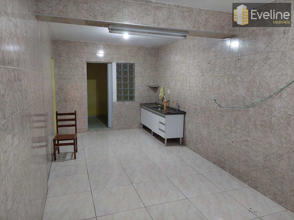 Casa, 3 quartos, 138 m² - Foto 2