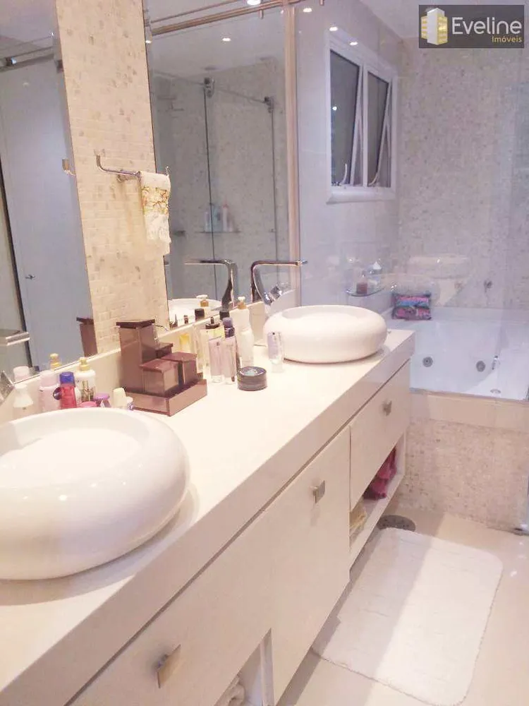 Apartamento, 3 quartos, 248 m² - Foto 10