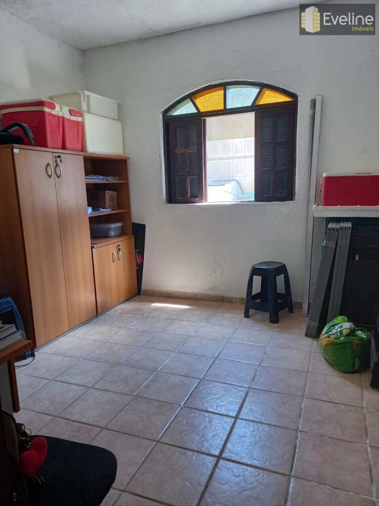Casa, 3 quartos, 300 m² - Foto 1