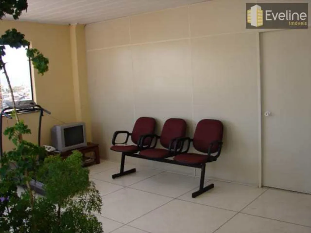 Casa, 2 quartos, 350 m² - Foto 2