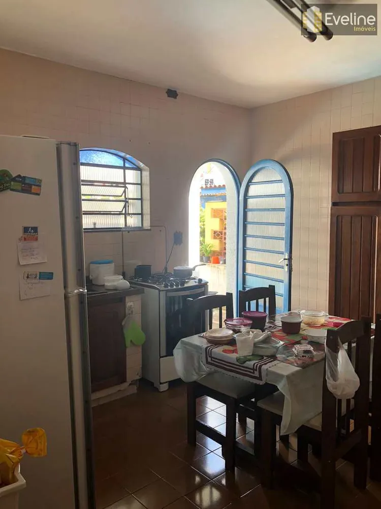 Casa, 3 quartos, 230 m² - Foto 1