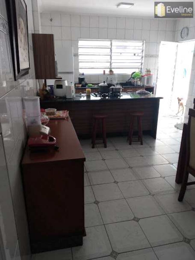 Casa, 3 quartos, 164 m² - Foto 1