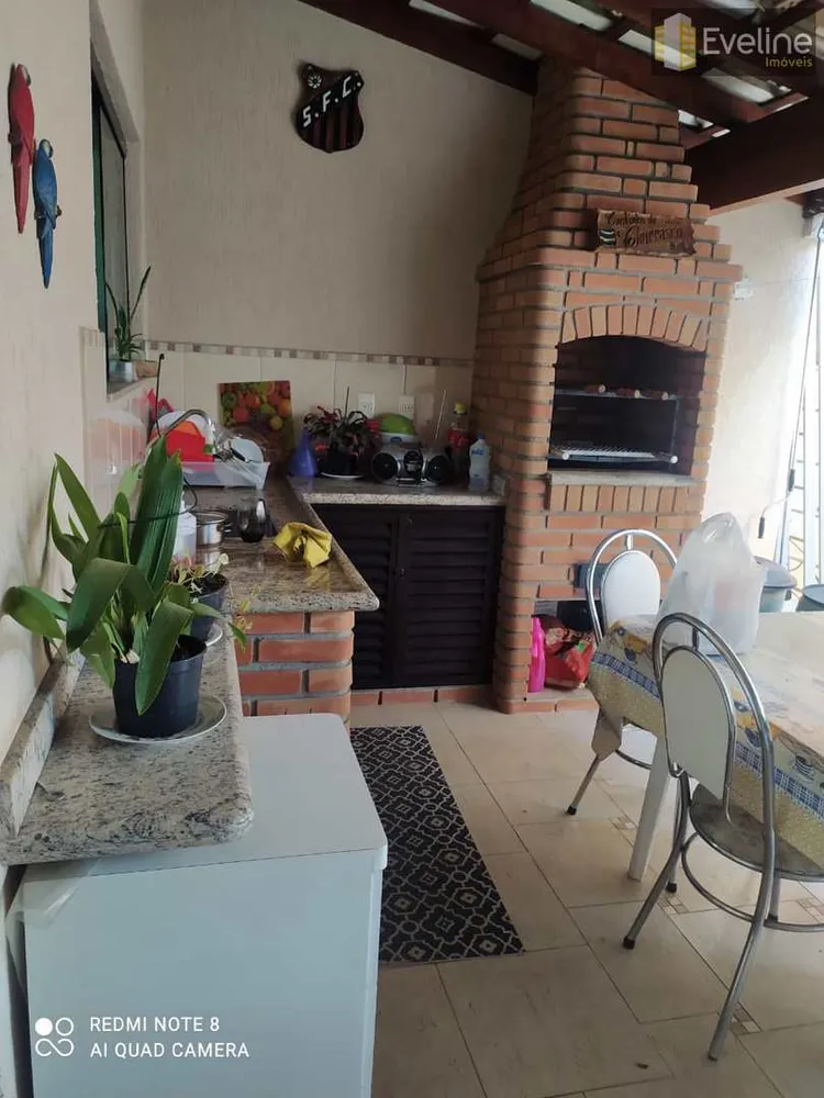 Casa, 3 quartos, 230 m² - Foto 2