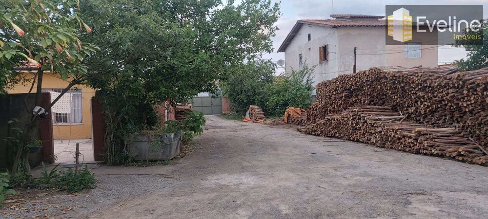 Casa, 3 quartos, 157 m² - Foto 1