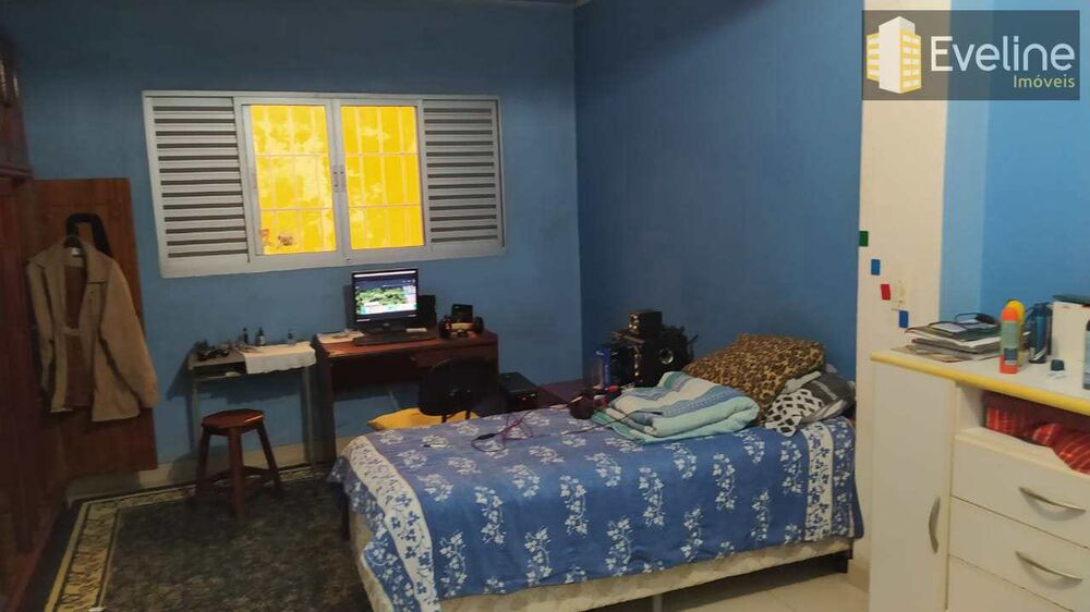 Casa, 3 quartos, 166 m² - Foto 2