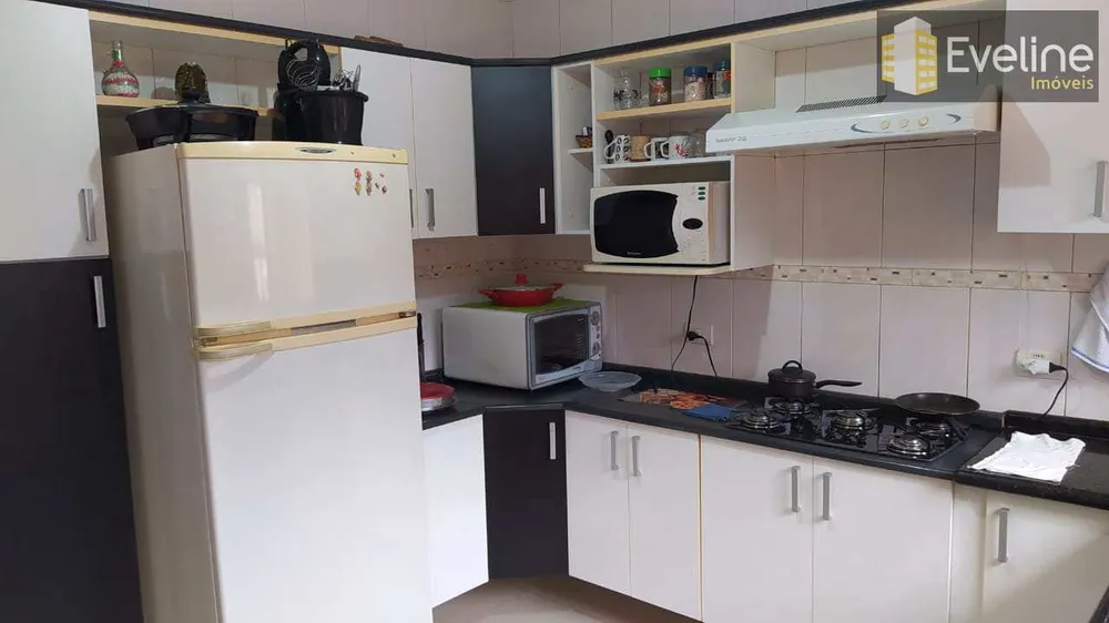 Casa, 3 quartos, 166 m² - Foto 1