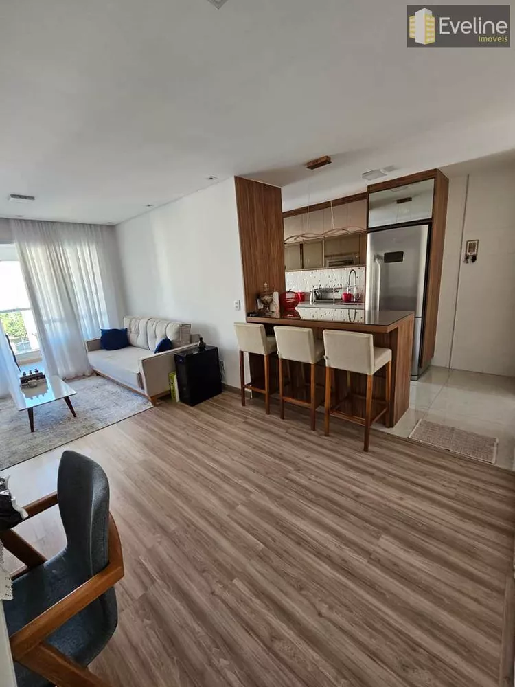 Apartamento à venda com 3 quartos, 124m² - Foto 2