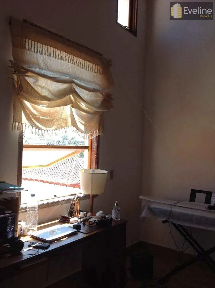 Casa, 3 quartos, 217 m² - Foto 2