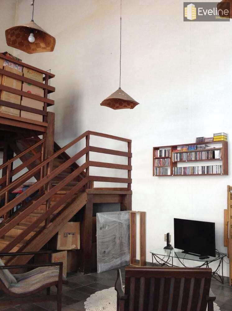 Casa, 3 quartos, 217 m² - Foto 2