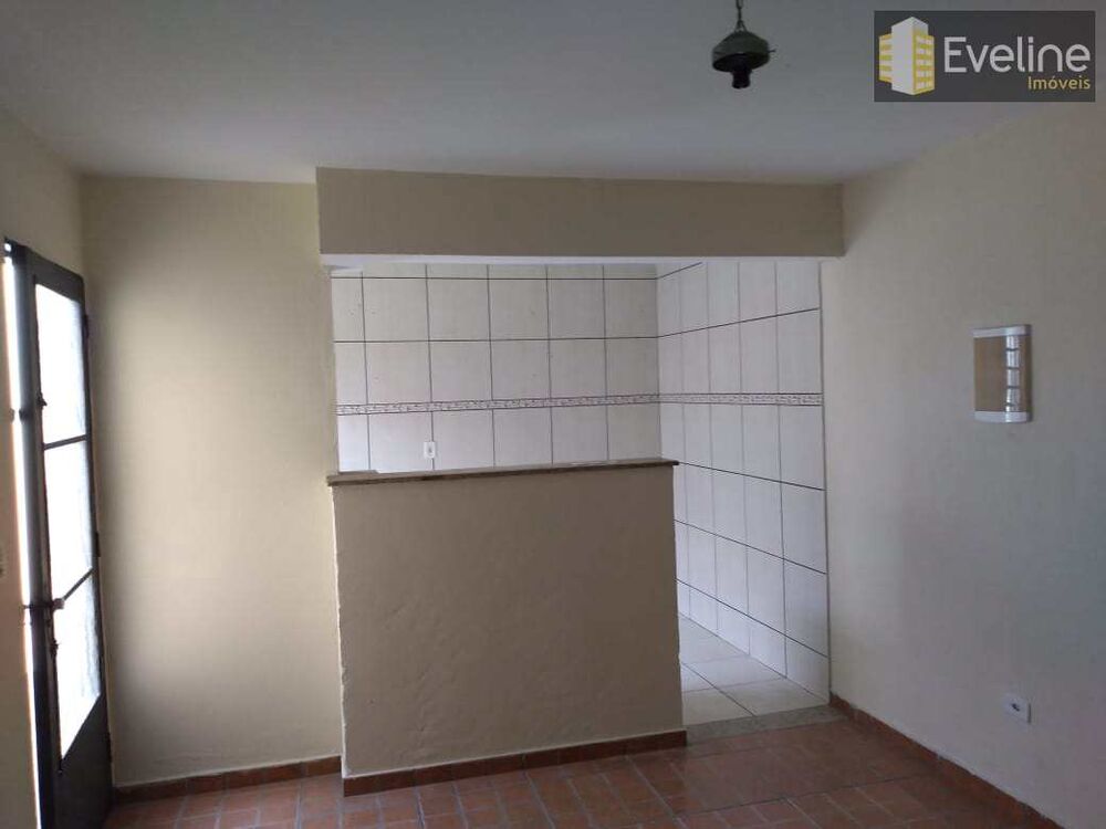 Casa, 2 quartos, 112 m² - Foto 2