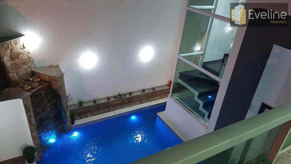 Casa, 4 quartos, 255 m² - Foto 2