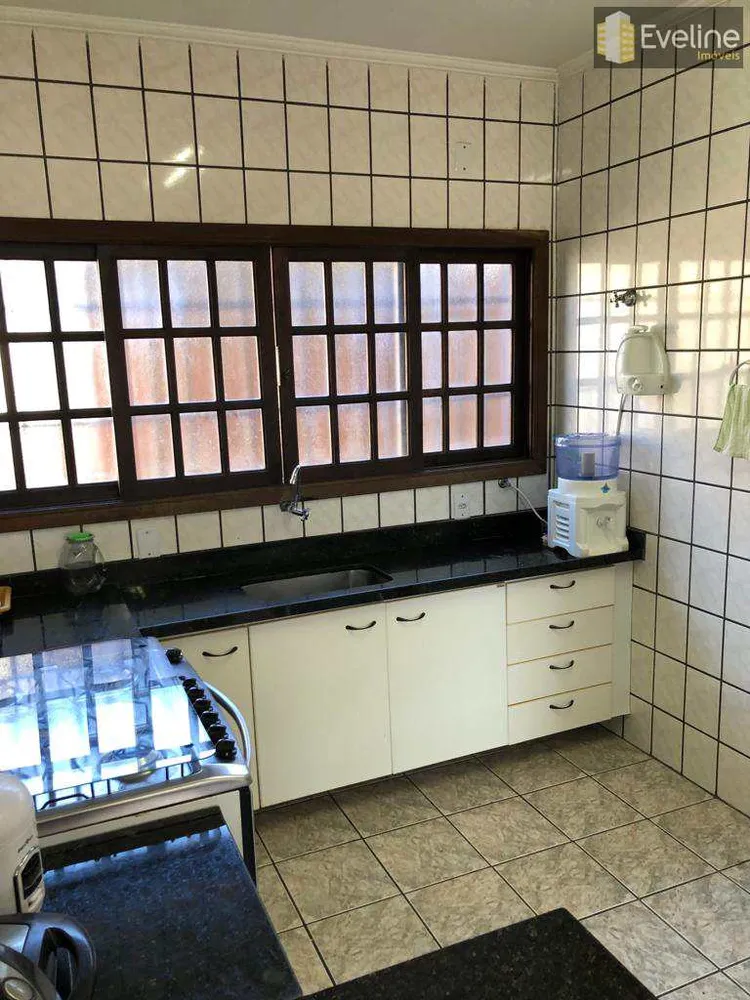 Casa, 3 quartos, 340 m² - Foto 3