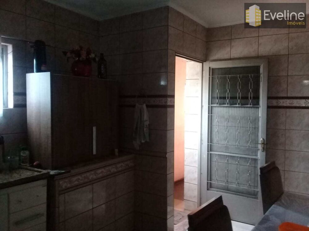 Sobrado, 2 quartos, 325 m² - Foto 6