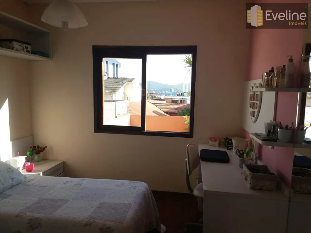 Casa, 3 quartos, 150 m² - Foto 9