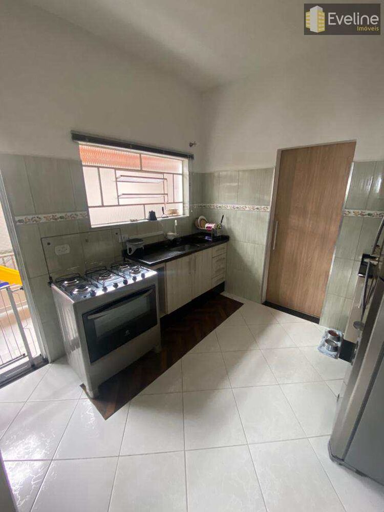 Casa, 2 quartos, 160 m² - Foto 1