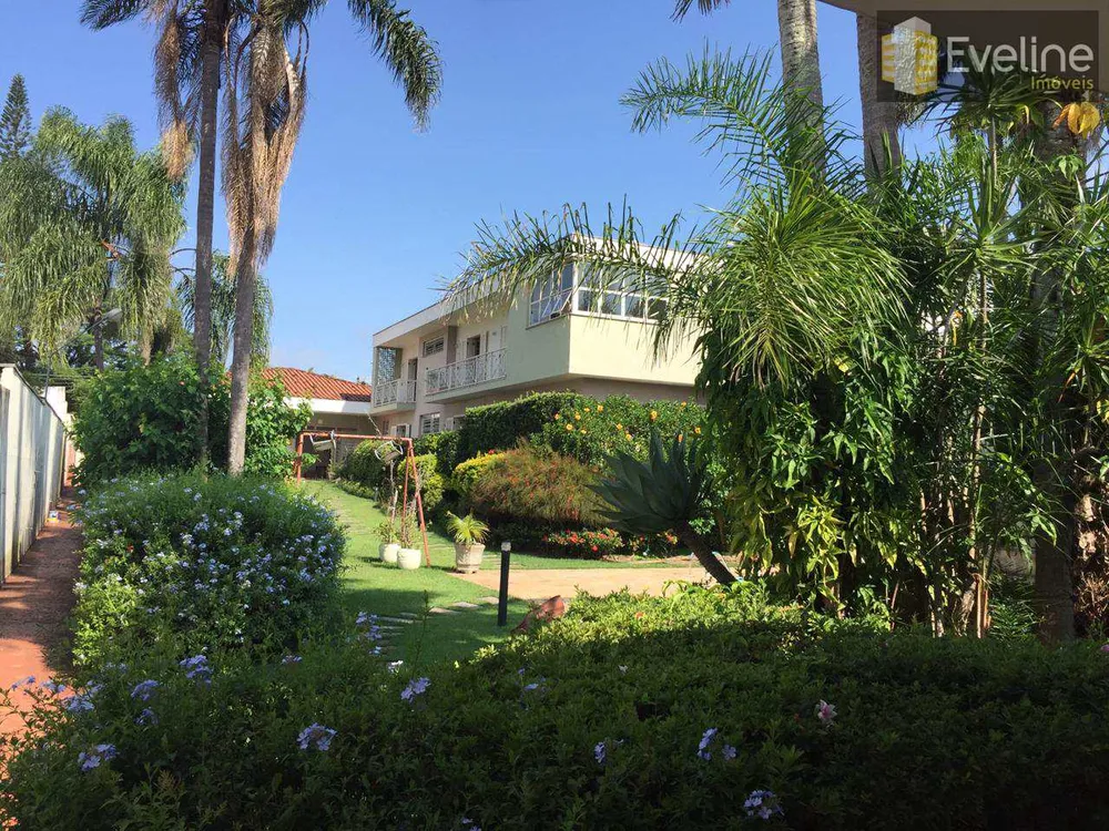 Casa, 6 quartos, 750 m² - Foto 1