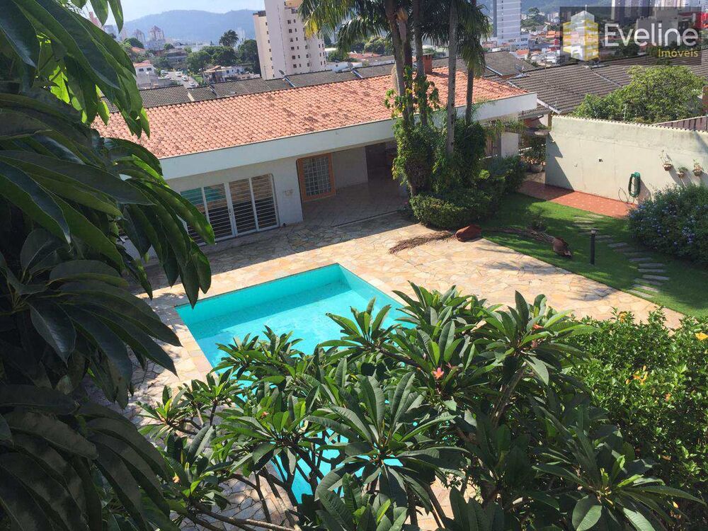 Casa, 6 quartos, 750 m² - Foto 2
