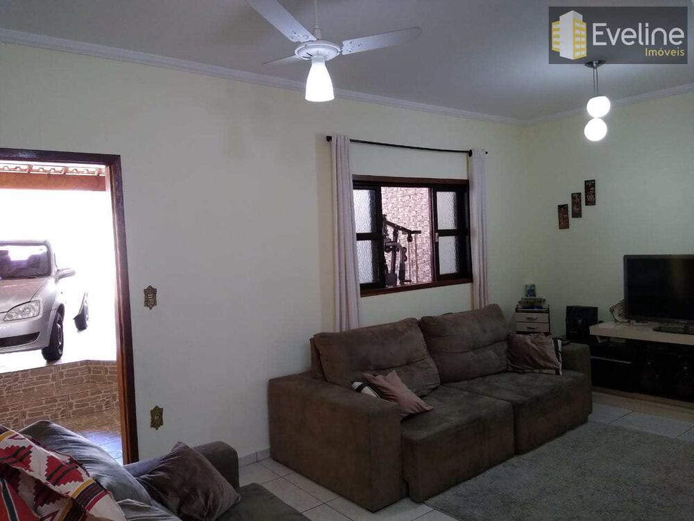 Sobrado, 3 quartos, 250 m² - Foto 1