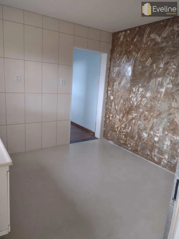 Casa, 3 quartos, 300 m² - Foto 1