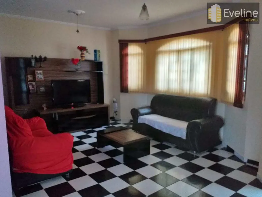 Casa, 3 quartos, 300 m² - Foto 1