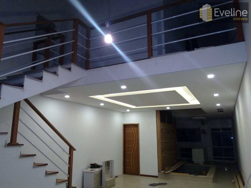 Sobrado, 3 quartos, 180 m² - Foto 1