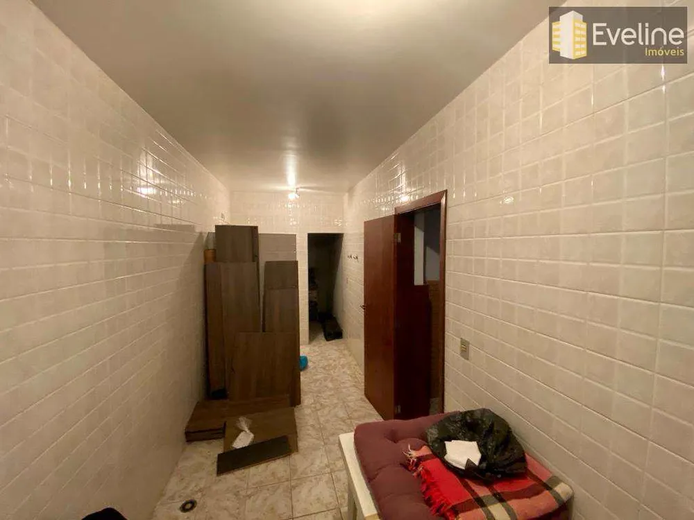 Casa, 3 quartos, 370 m² - Foto 14