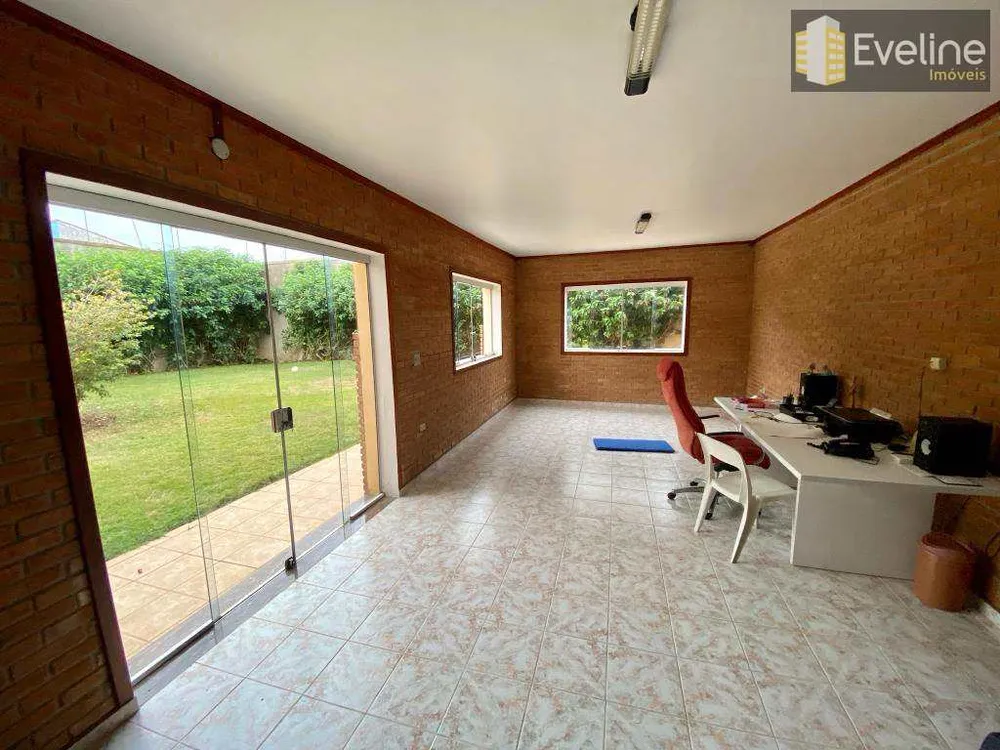Casa, 3 quartos, 370 m² - Foto 1