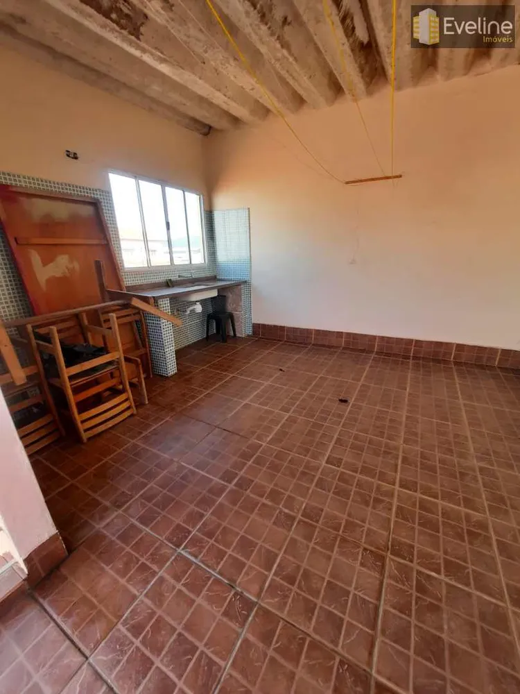 Casa, 3 quartos, 250 m² - Foto 6