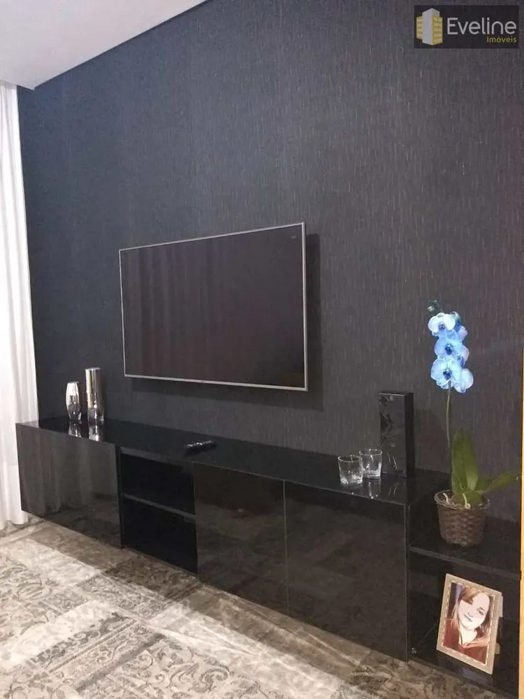 Chácara, 3 quartos, 1300 m² - Foto 1