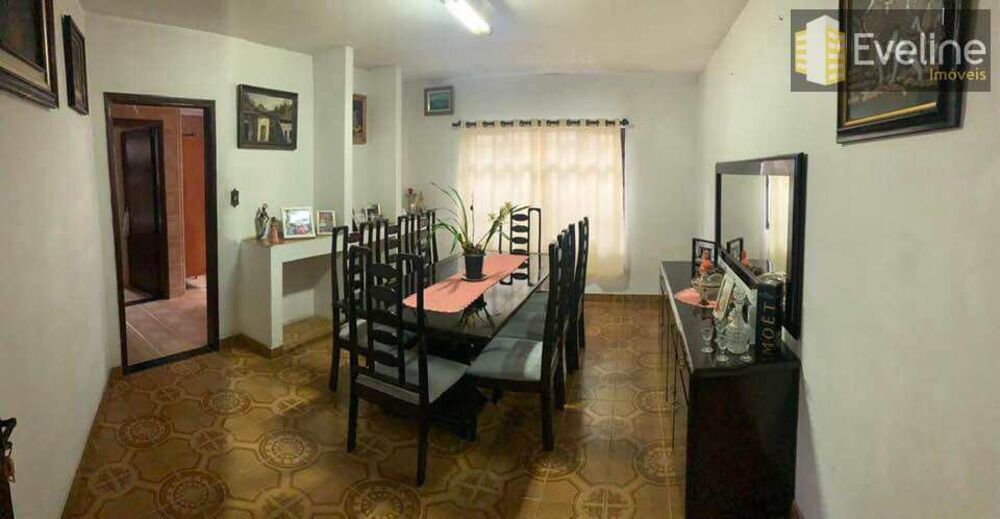 Casa, 3 quartos, 187 m² - Foto 2