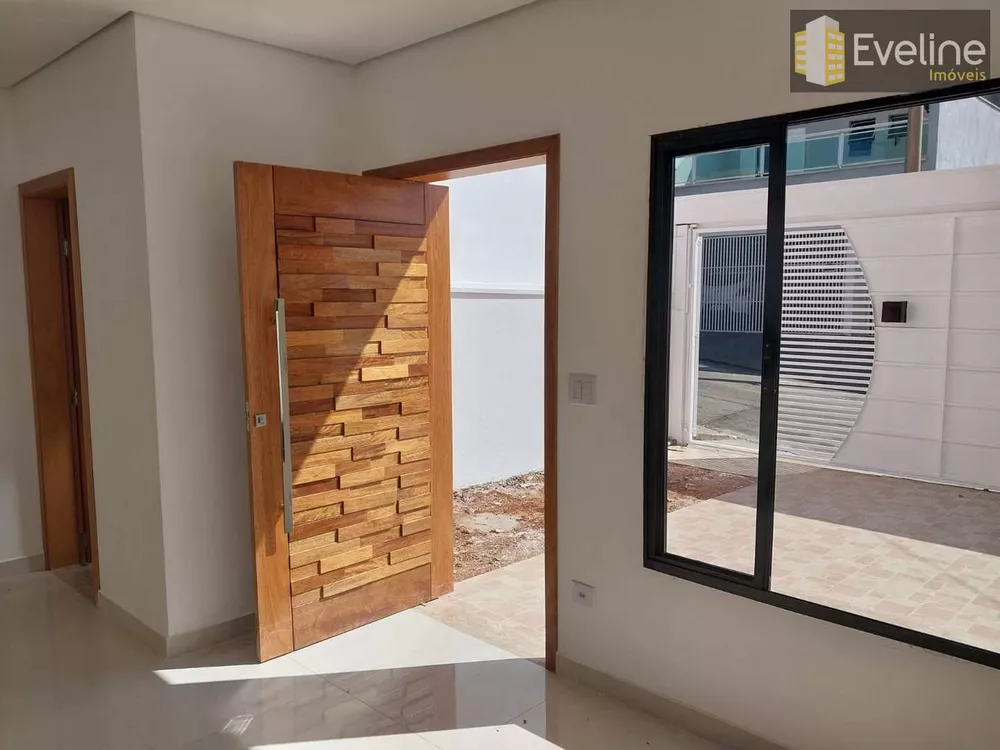 Casa à venda com 3 quartos, 150m² - Foto 3