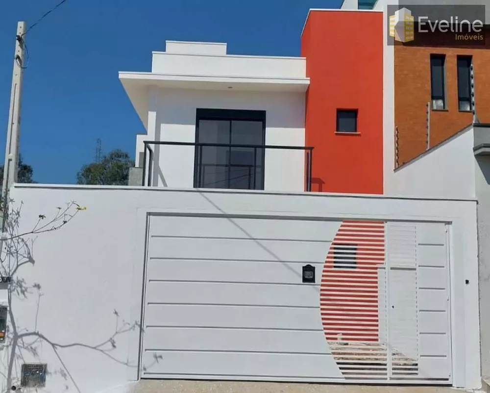 Casa à venda com 3 quartos, 150m² - Foto 1