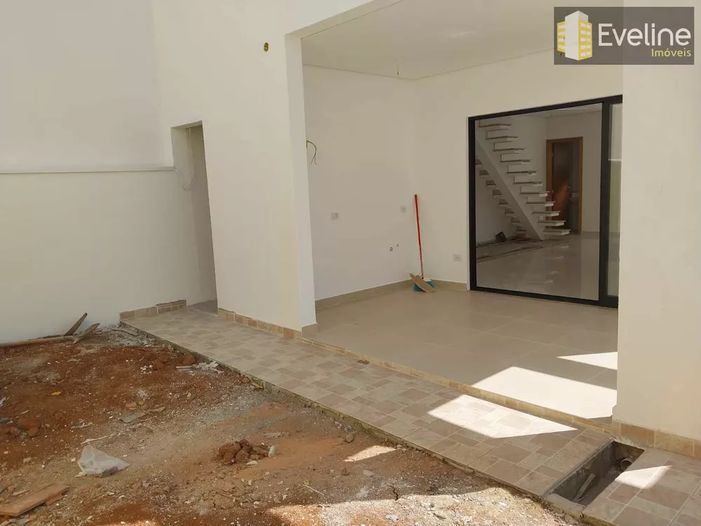 Casa à venda com 3 quartos, 150m² - Foto 7