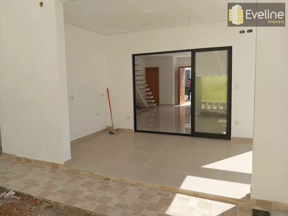 Casa à venda com 3 quartos, 150m² - Foto 8