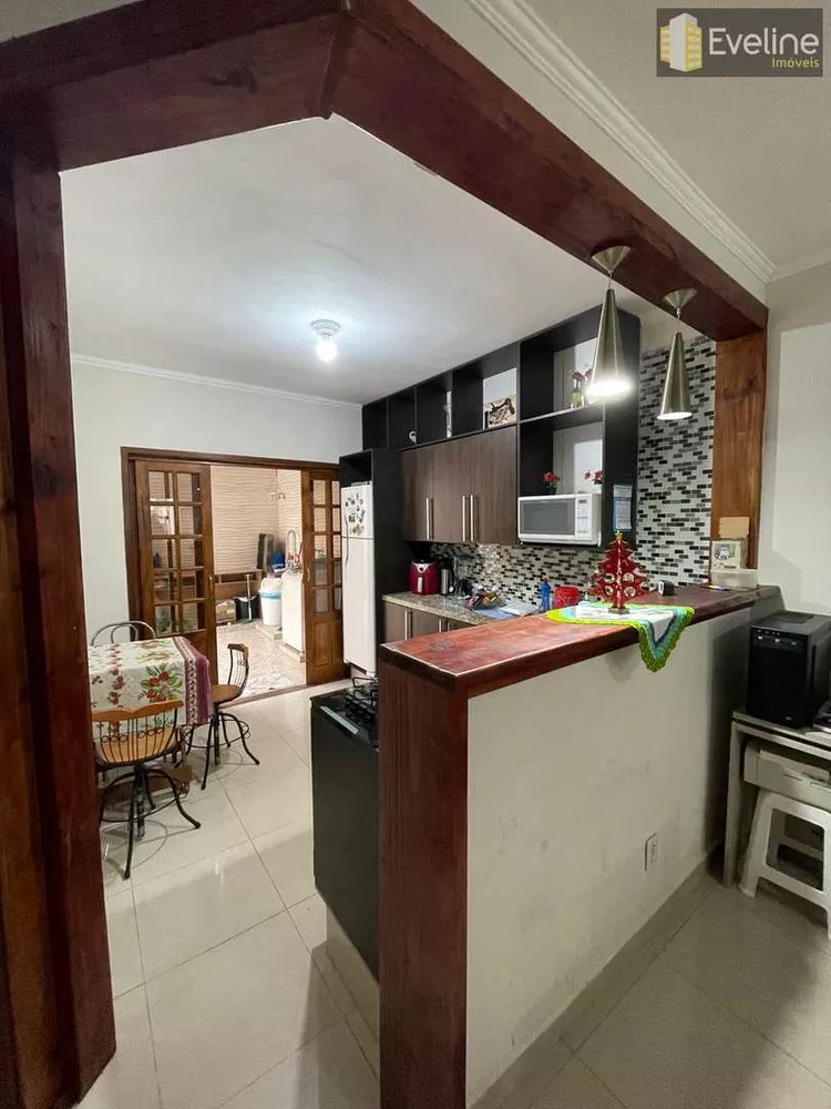 Casa de Condomínio à venda com 3 quartos, 80m² - Foto 1