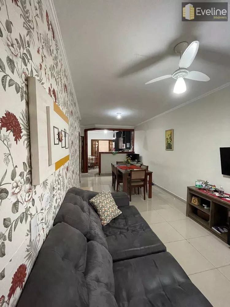 Casa de Condomínio à venda com 3 quartos, 80m² - Foto 2