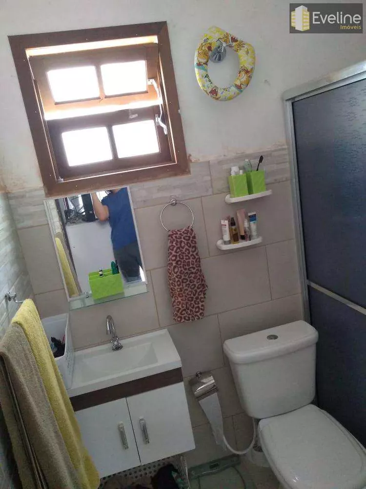 Sobrado à venda com 3 quartos, 700m² - Foto 2