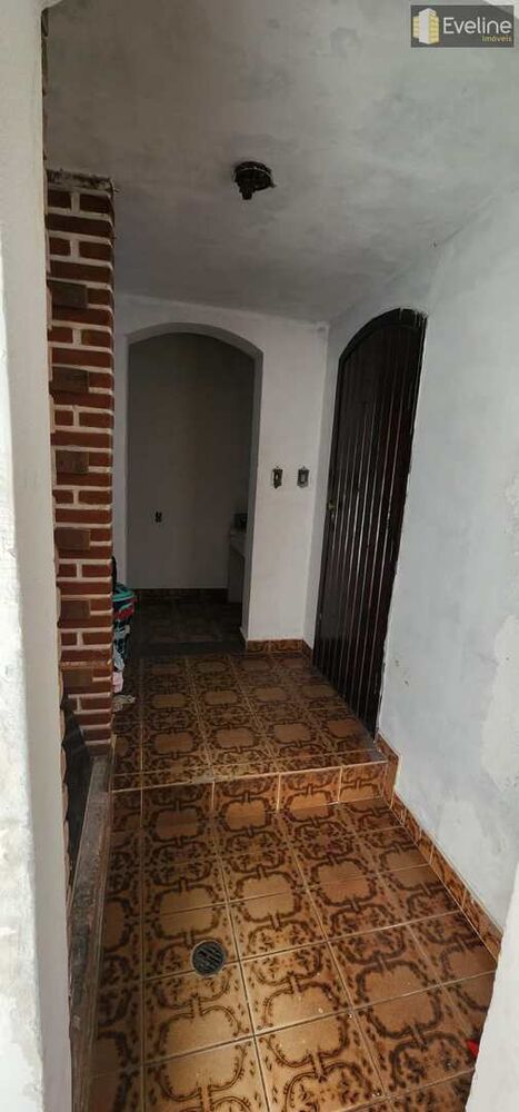 Chácara à venda com 6 quartos, 2400m² - Foto 4